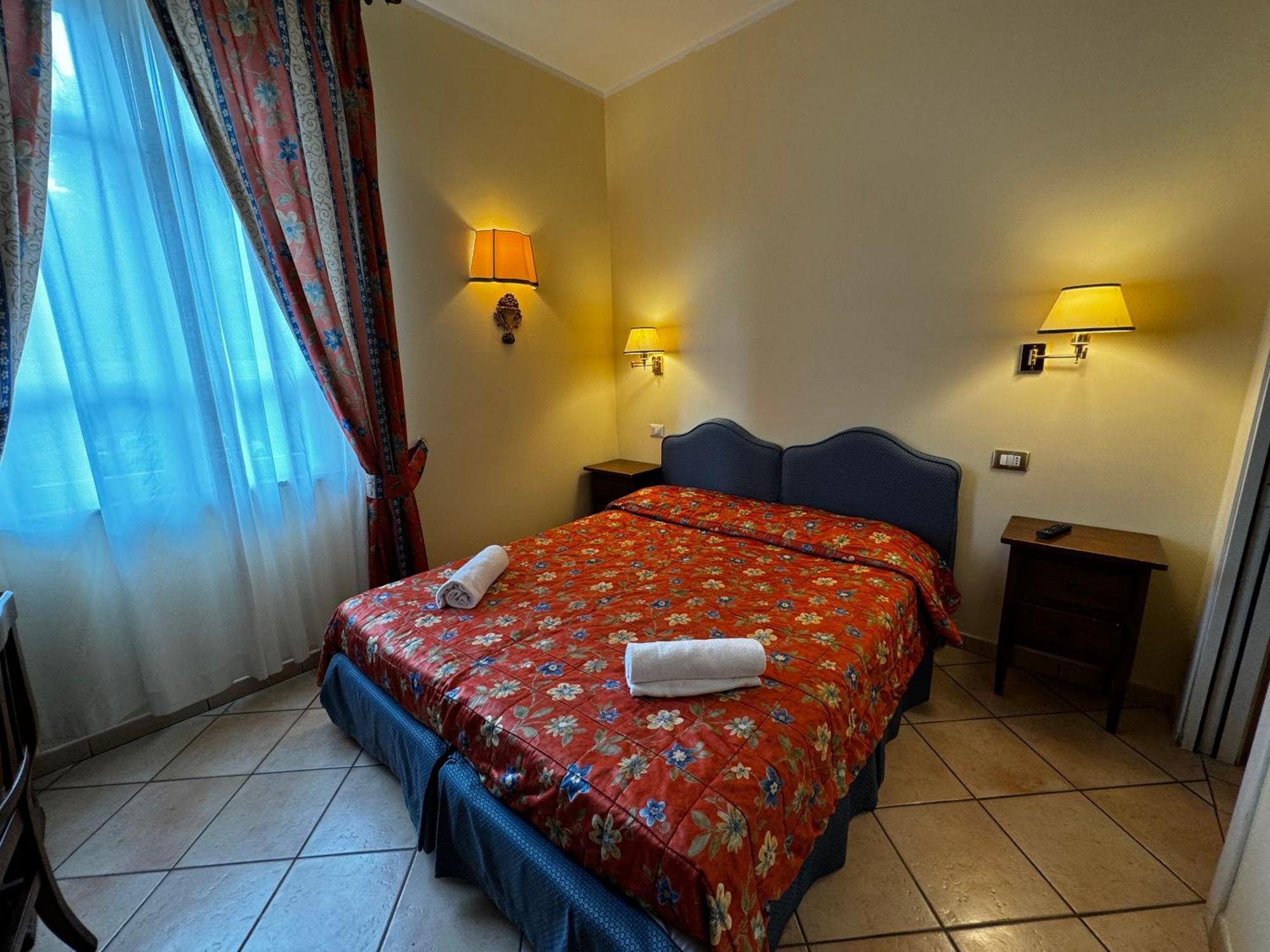 Villa Le Camelie Siena Kültér fotó